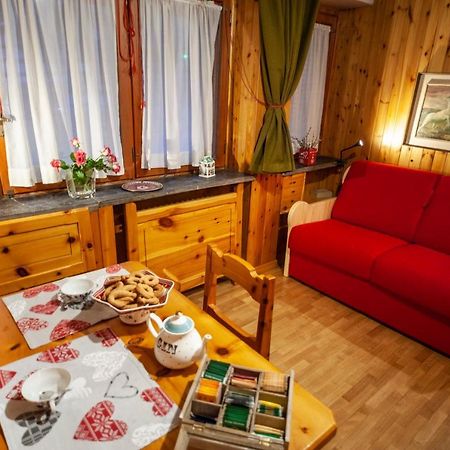 Casa-Chalet, In Centro A Courmayeur! Exteriér fotografie