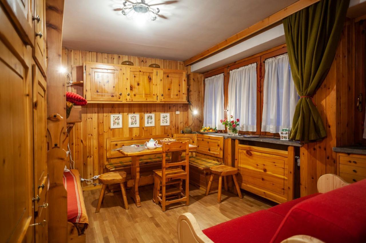 Casa-Chalet, In Centro A Courmayeur! Exteriér fotografie