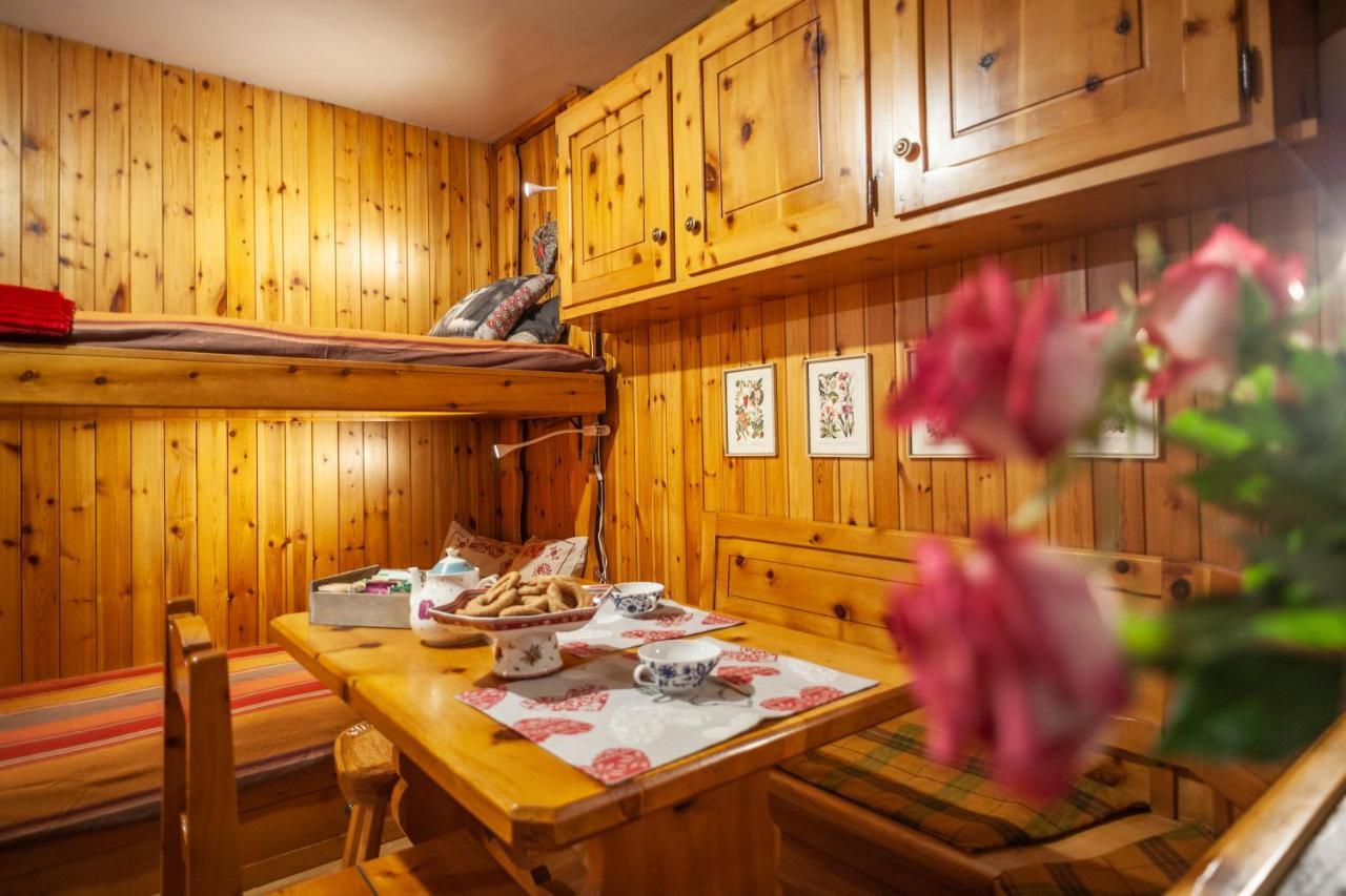 Casa-Chalet, In Centro A Courmayeur! Exteriér fotografie